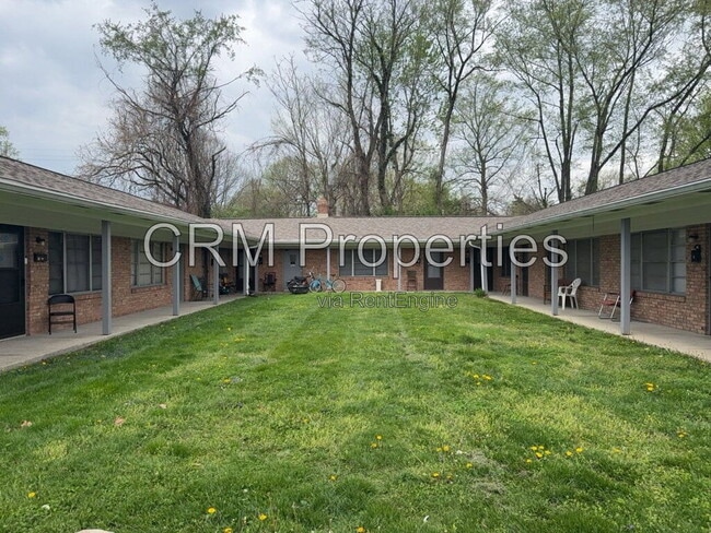 Building Photo - 6124 Hillside Ave Unit Apt 10