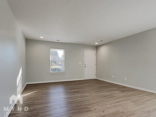 Photo - 118 Brantley Pl Dr