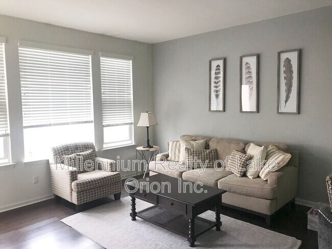 Photo - 1061 N Sherman Dr Unit B