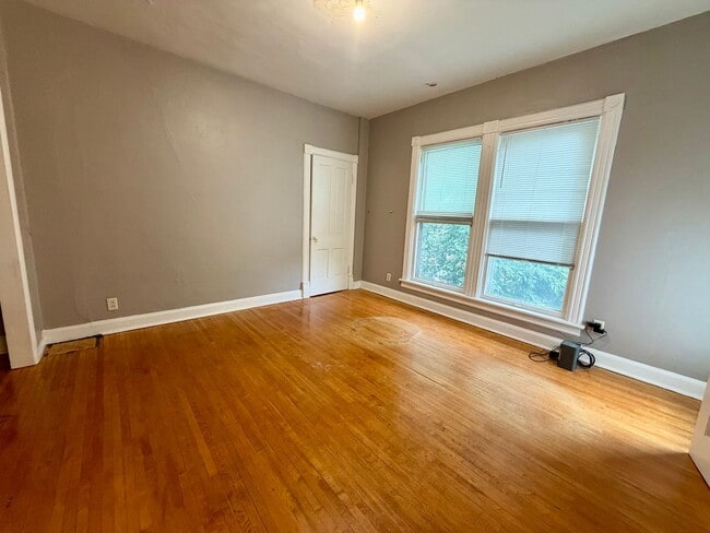 Photo - 1220 S 20th St Unit 1220 S 20th St - 3
