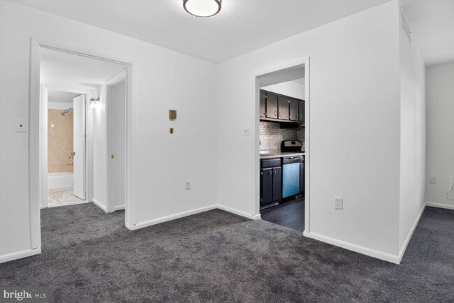 Photo - 9483 Fairfax Blvd Unit 202