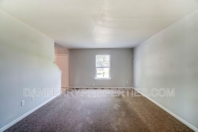 Photo - 3739 Willow Run Dr