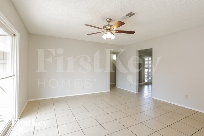 Photo - 2552 Masters Cir