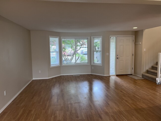 Photo - 17611 SE 16th St