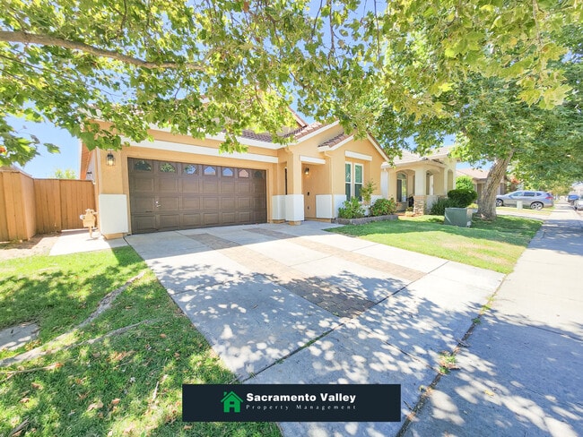 Photo - 1901 Yarnell Way