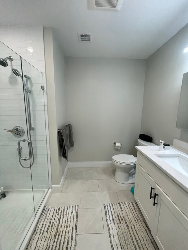 Photo - 200 Old Colony Ave