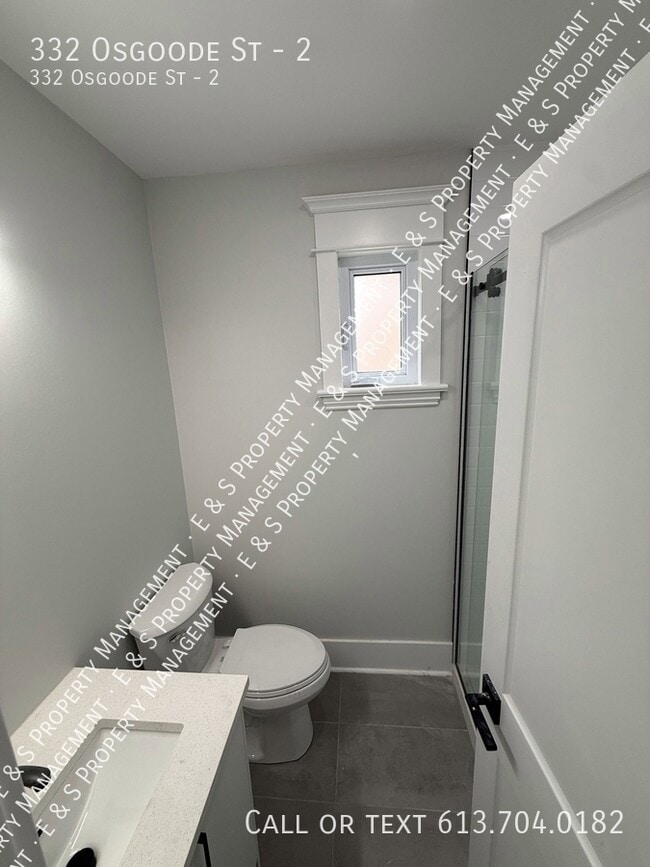 Photo - 332 Osgoode St Unit 2