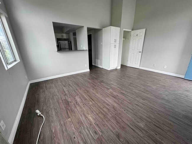 Sala de estar - 6502 Vineland Apartments