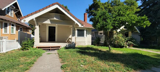 Remodeled South Hill charmer - Remodeled South Hill charmer House