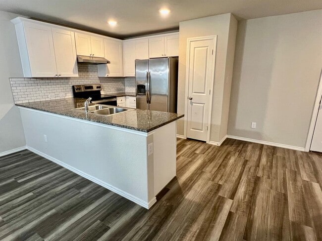 Photo - 1906 Fieldfare