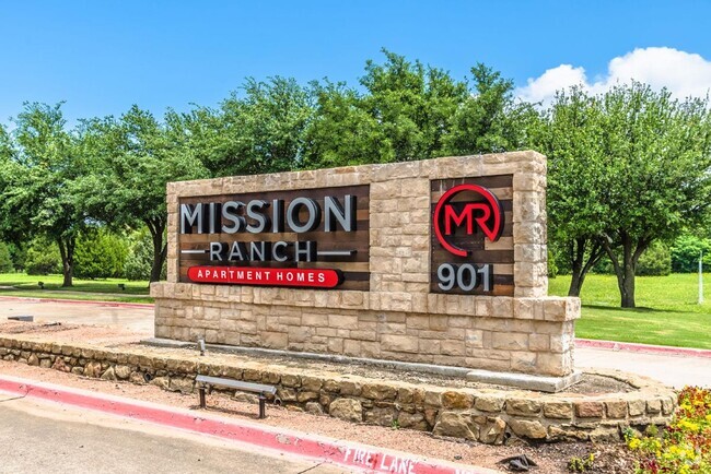 Building Photo - Mission Ranch Rental