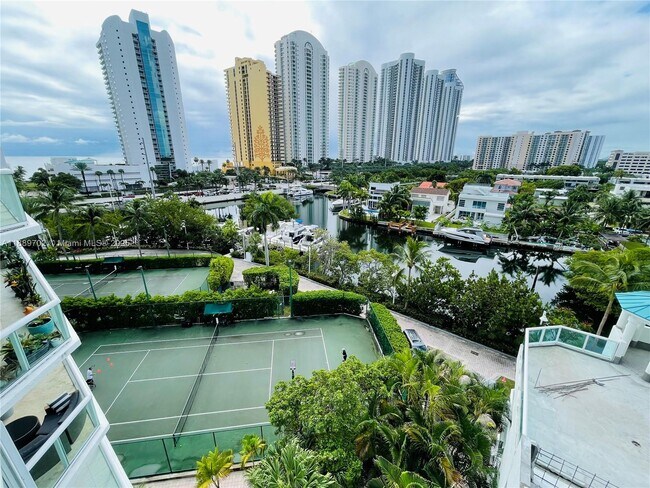 Building Photo - 16400 Collins Ave Unit 644