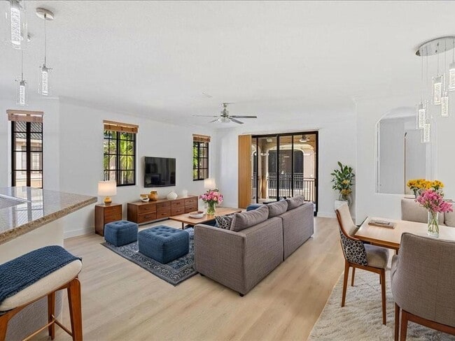 Photo - 2798 Center Ct Dr