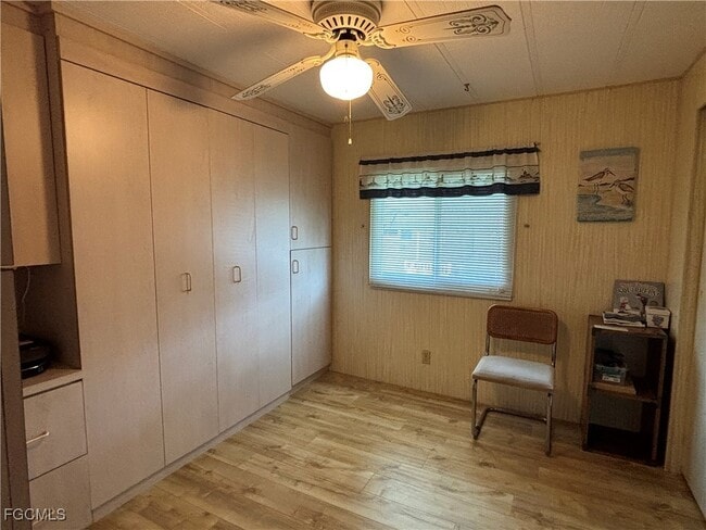 Building Photo - 207 Harvest Ln