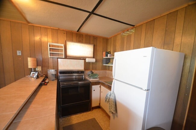 Photo - 782 Shekel Ln
