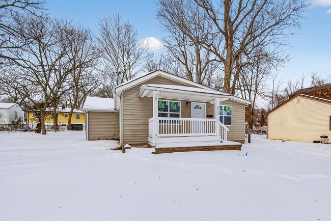 Photo - For Rent – 3 Bedroom Home | Section 8 Welcome