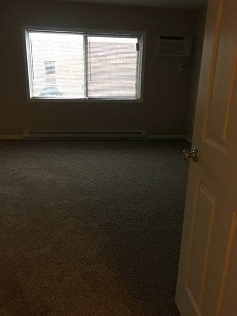 Habitación remodelada - James Crest Manor