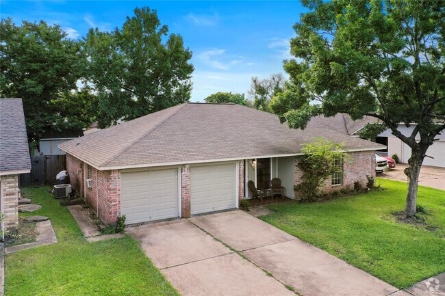 Building Photo - 1350 Holbech Ln Rental