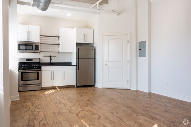 5 Shore Loft at Bay Shore