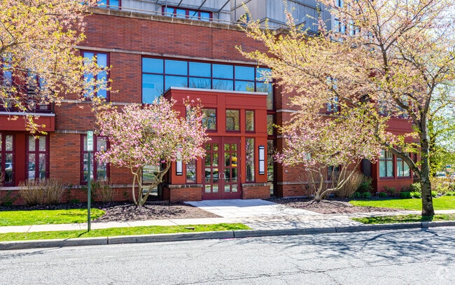 Entrance - The Reserve at Glen Ridge