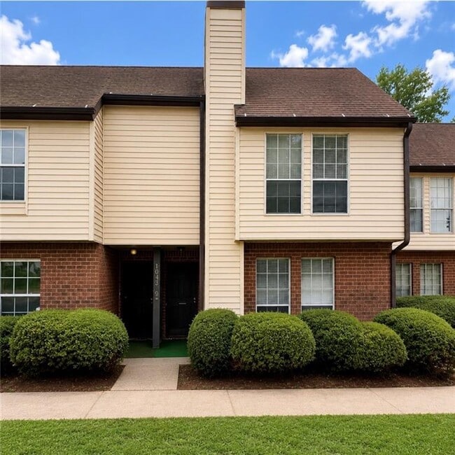 Building Photo - 3254 Strawberry Ln