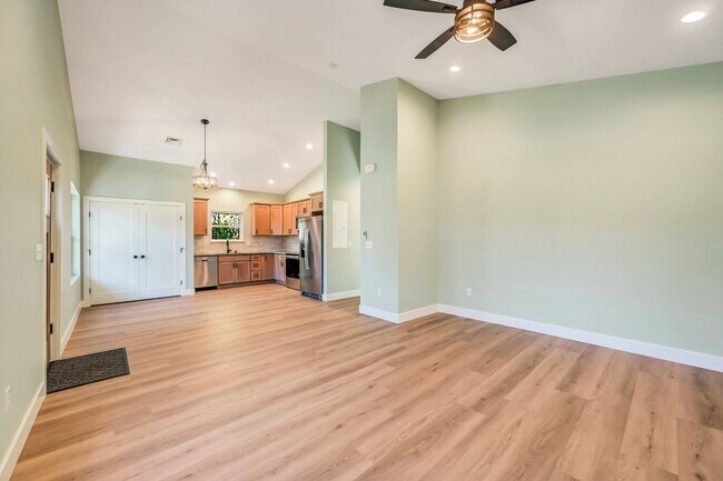 Photo - 515 Harrison Ave