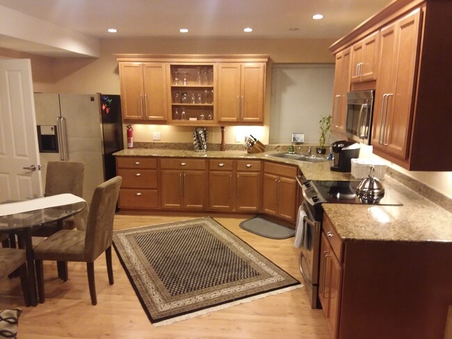 Photo - 7146 S Sunnycrest Rd Apartments Unit Lakeridge