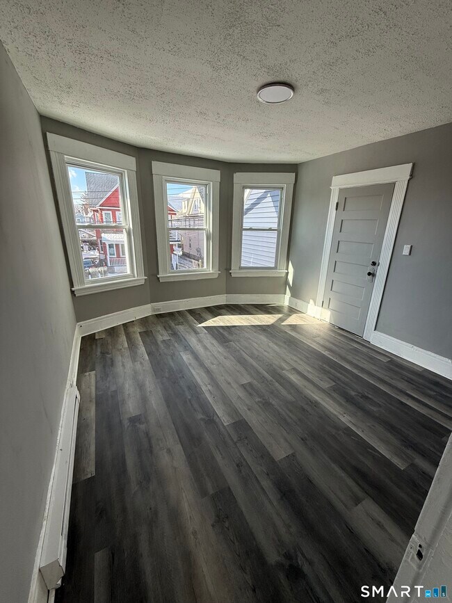 Photo - 500 Carroll Ave