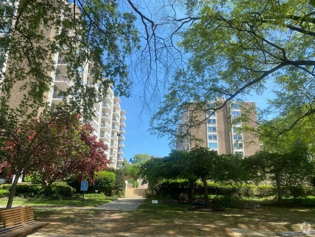 Building Photo - 1435 4th St SW Unit # B602 Rental