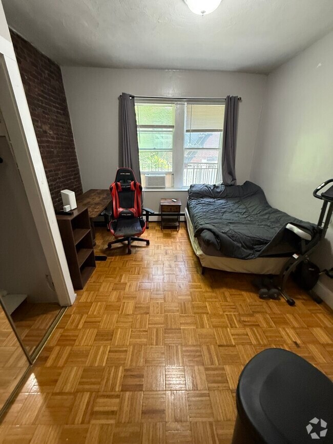 Building Photo - 43 Anderson St Unit 5 Rental