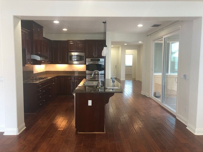 Photo - Beautiful 5 Bedroom, 3 Bathroom, 2800 Sqft. El Dordo Hills Home for Lease.