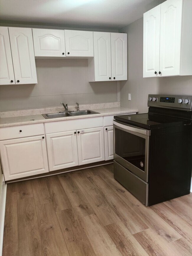 Photo - 205 E College St Unidad 205-C