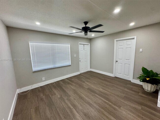 5410 NW 16th St Unidad 1