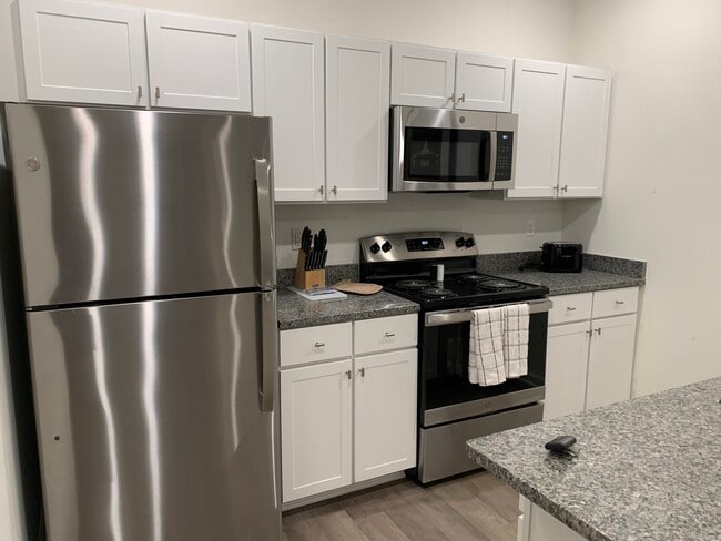 Photo - Towne Center Apartments