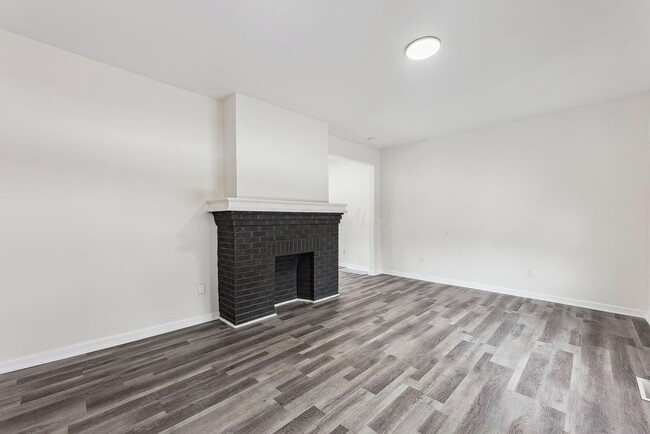 Photo - 1311 Sullivant Ave House
