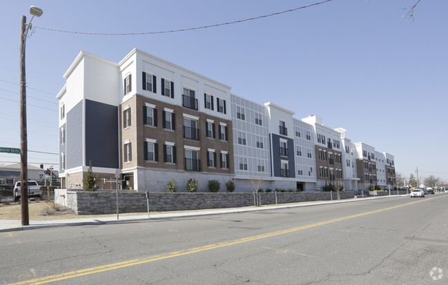 Photo - Brooke Pointe Apartments