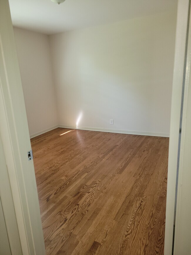 Both bedrooms feature hardwood floors - 3809 Marydale Ct Unit 3809B Marydale Court
