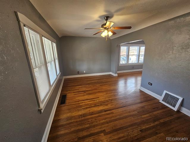 Photo - 1100 S Perry St Unidad A