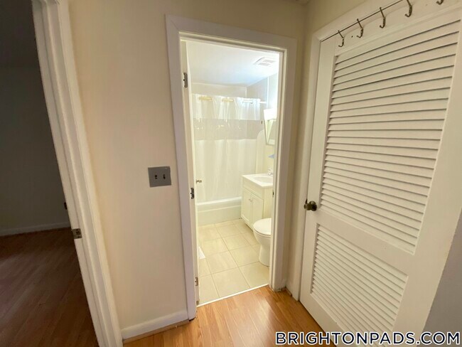 Photo - 122 Dustin St Unidad 4