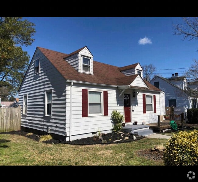 Building Photo - 3912 Peterson St Rental