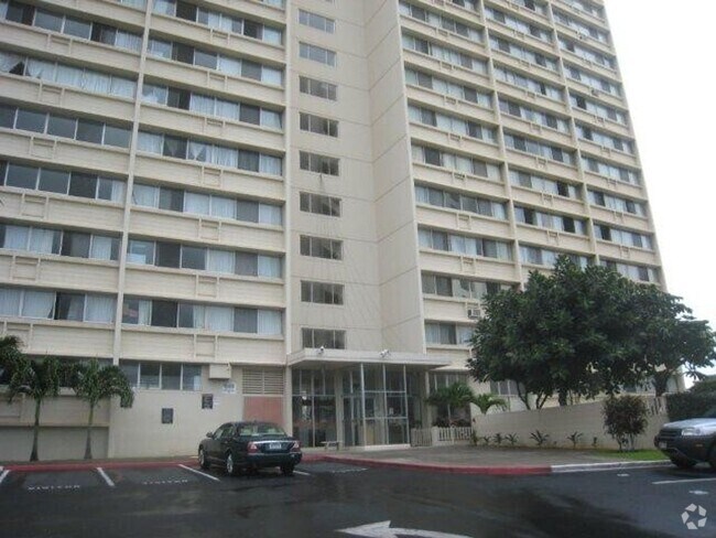Building Photo - Welcome Home Unit 802