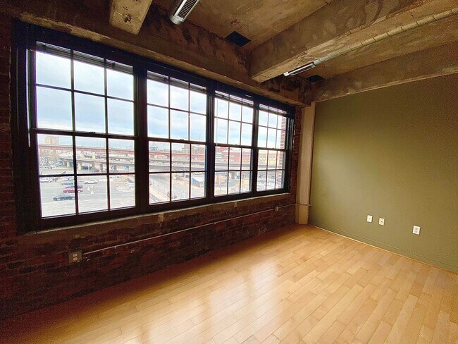 Photo - Stunning Industrial-Contemporary One Bedroom Condo- Parking included!