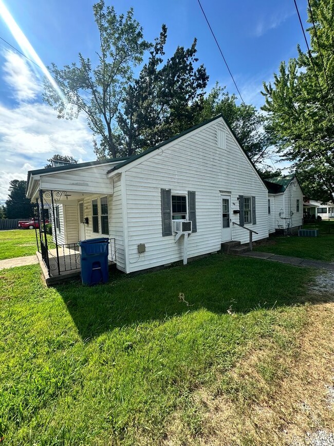 Building Photo - Sycamore/S 7th Unit 530 S 7th Rental