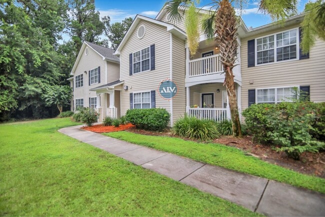 Photo - Spacious 3-Bedroom Villa in Woodbridge – Tile Flooring, Laundry Room, and Prime Bluffton Location!