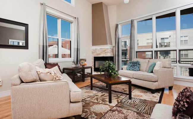 Building Photo - 2441 Broadway Unit 304A