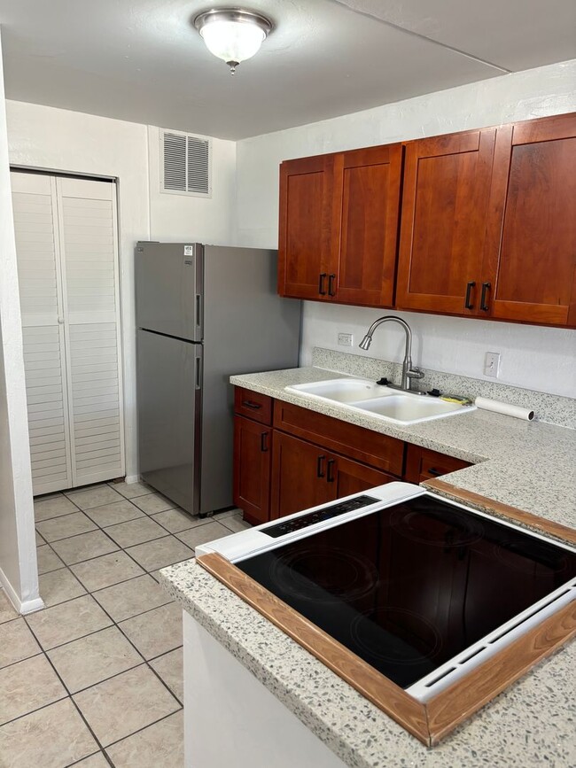 Photo - Harbor Lights 1-Bedroom – Pool, Courtyard, & Steps to Shopping