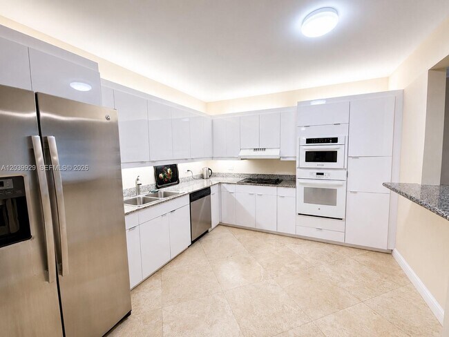 Photo - 8855 Collins Ave Unit 6H