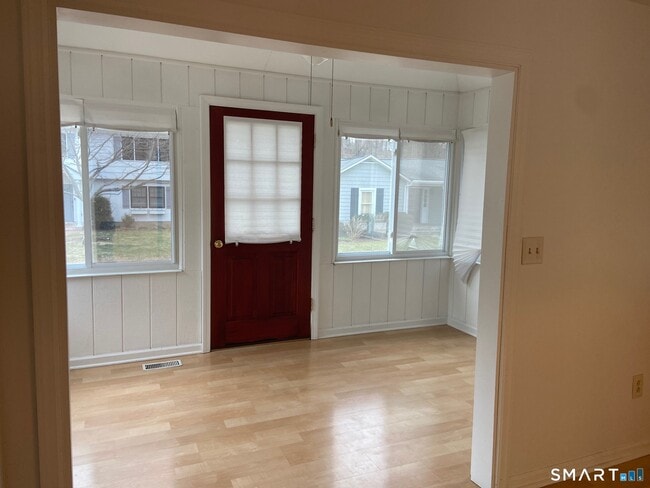 Building Photo - 4 McKendry Ct