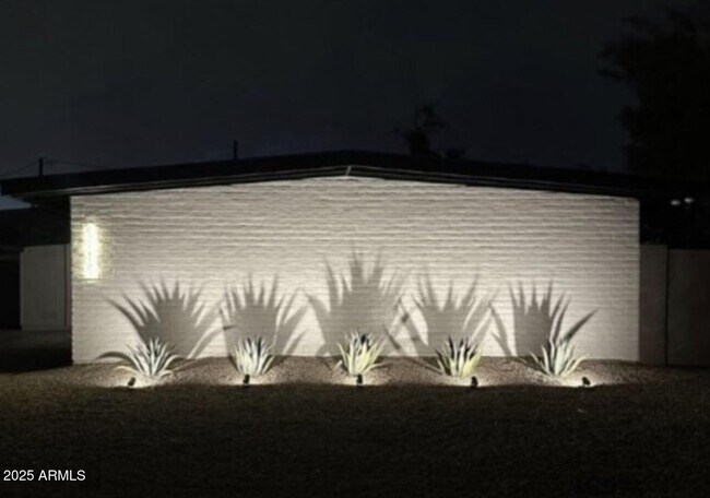 Photo - 1612 E Gaylon Dr