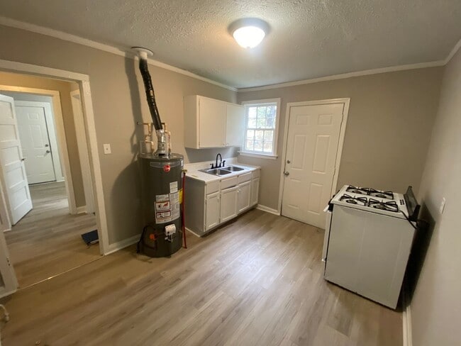 Photo - ***2 Bedroom / 1.5 Bathroom Duplex for Rent in Columbus, GA***